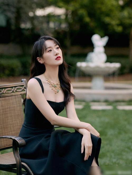 丫头袁冰妍爆料视频大全,揭秘娱乐圈幕后故事  第1张